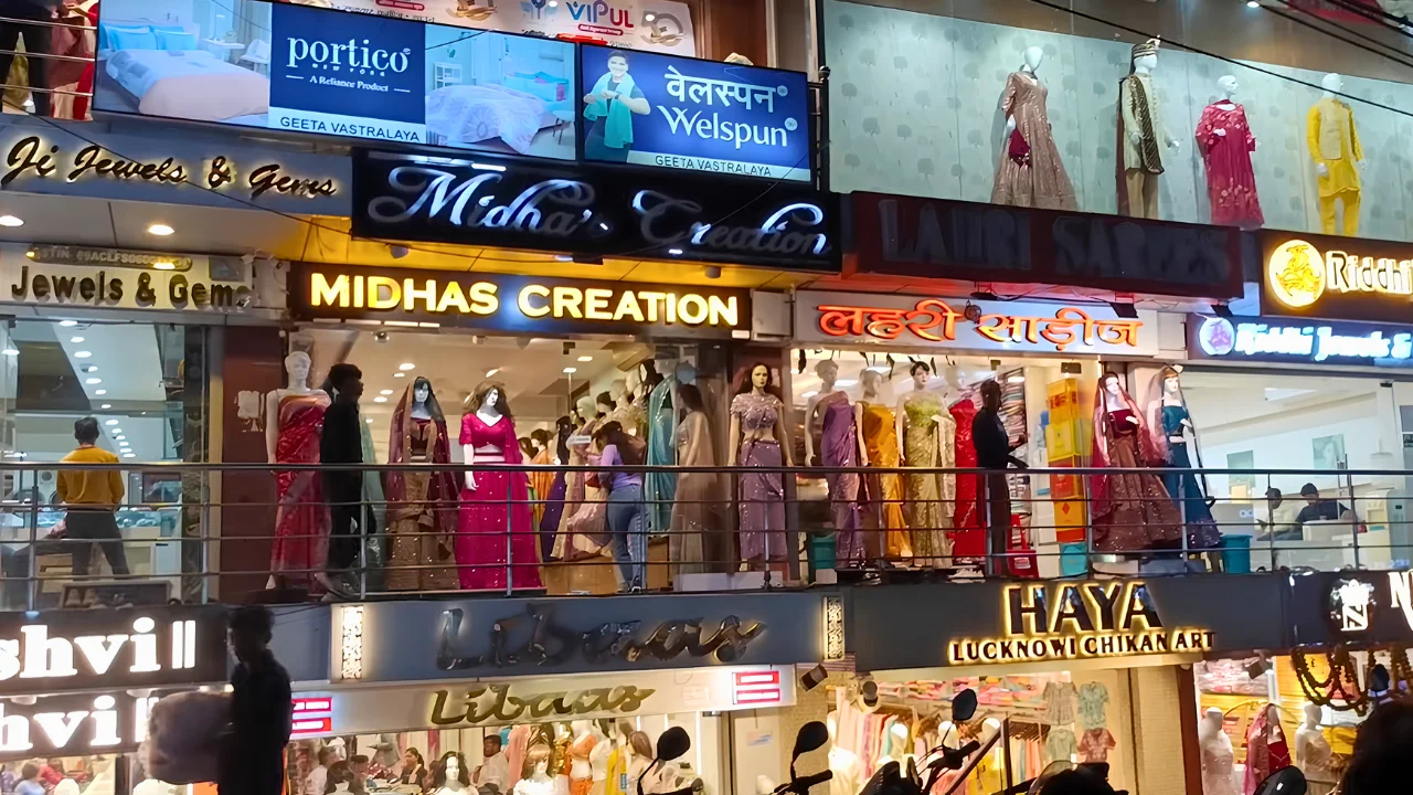 bhootnath market lucknoww ke shops 