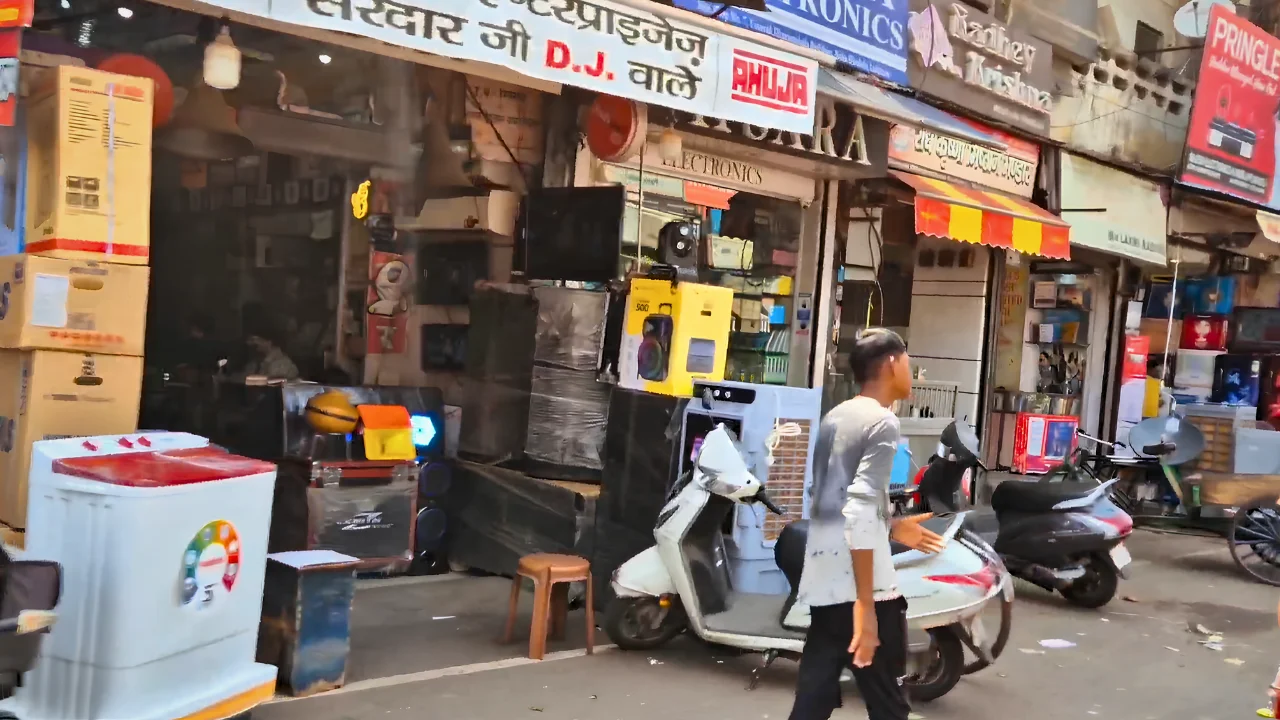 Amber Market & Preet Market naka
