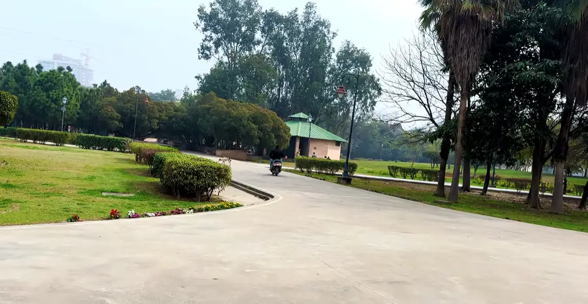 janeshwar mishra park entry