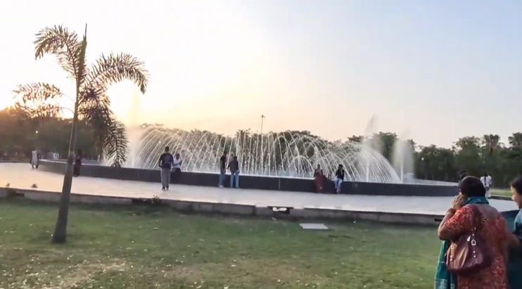 janesshwar mishra park musical fountain day view